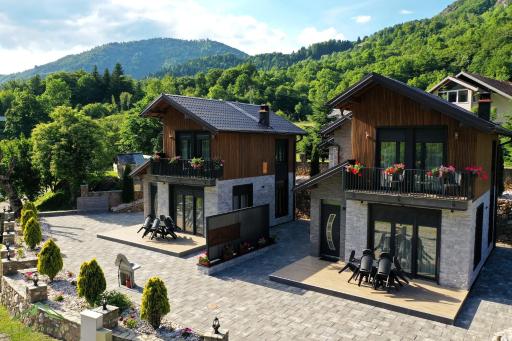 Limi-Resort - Housity
