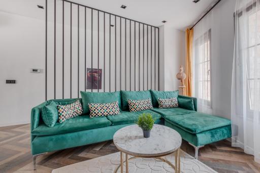 Spacious Modern Flat with Balcony 5 min to Taksim - Housity