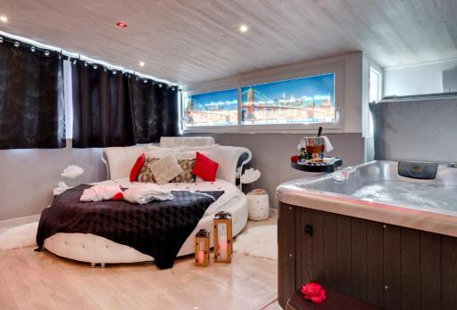 SUITE BROOKLYN JACUZZI - Housity
