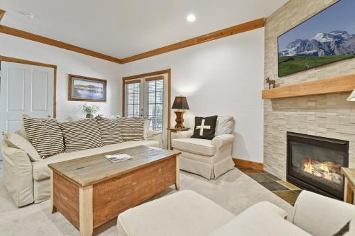 Family Getaway-Pool, Tubing, Skiing, & Ice Castles Villa 1002 villa - Housity