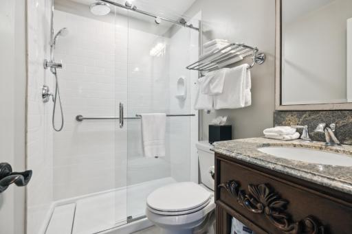 French Market Inn - Housity