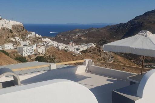 Milona's house in Chora Serifos - Housity