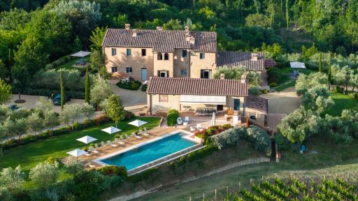 La Fonte Di Santa Regina 16, Emma Villas - Housity