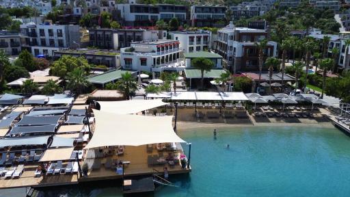 Casamia Hotel - Housity