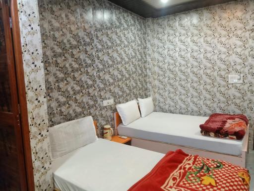 The Mansarovar Palace - Housity