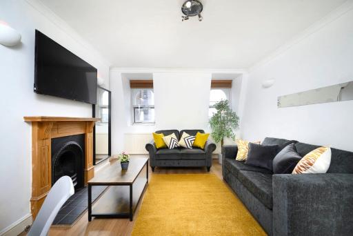Wonderful 2BR Flat on Richmond Street - Housity