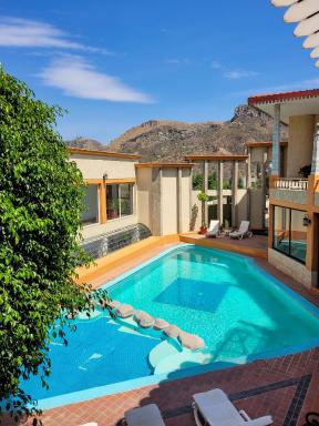 Hotel Paseo de la Presa - Housity