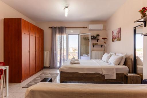 Papi's Free Parking Apartments 2 - Studio - Housity