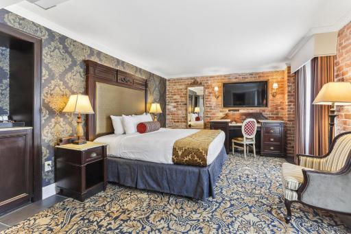 Place D'Armes Hotel - Housity