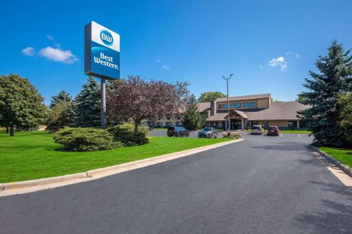 Best Western Germantown Inn - Housity