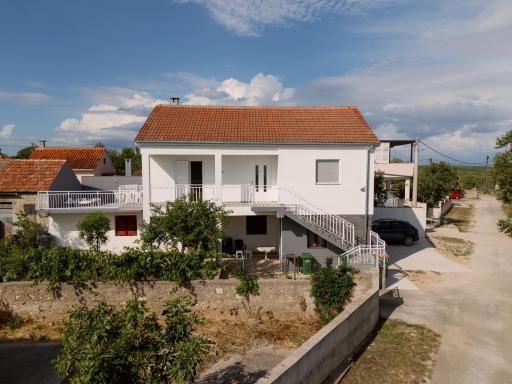 Apartment Matic Sonkovic - Housity