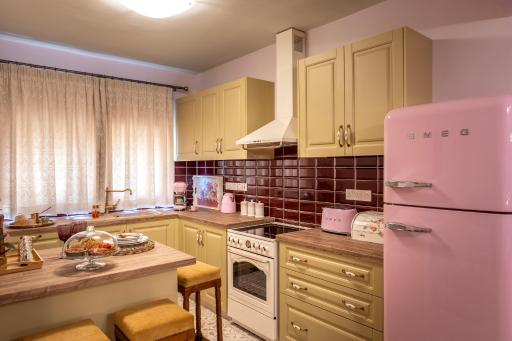 Castle Holiday Apartments - Housity