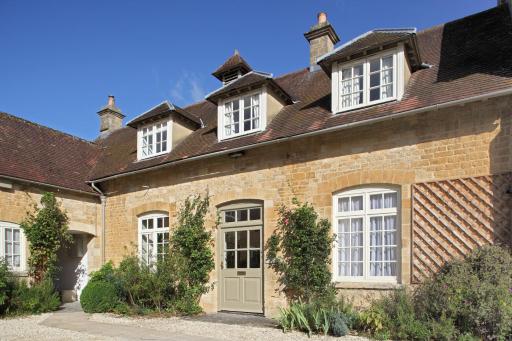 Aintree Cottage - Housity