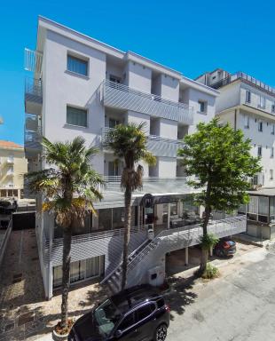 B&B Primrose Residence Hotel - Housity