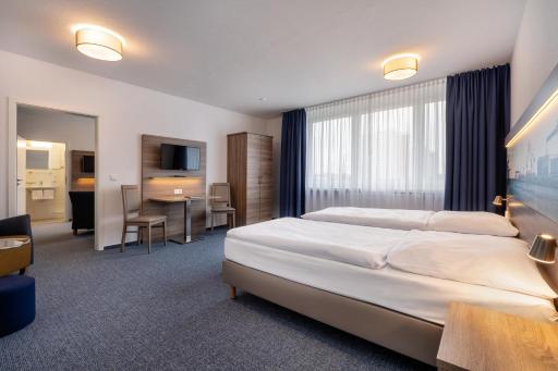 Hotel & Gästehaus Rostock Lütten Klein - Hizvo
