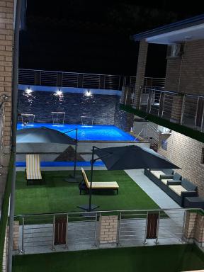 49 on Blackburn - Housity