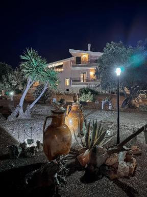 Villa Mariella - Housity