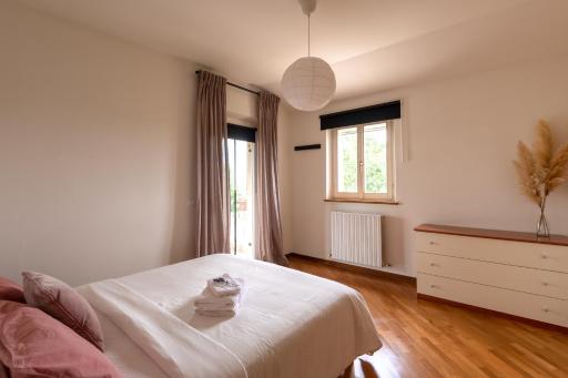L'Antica Colombaia; B&B room with private terrace - Housity