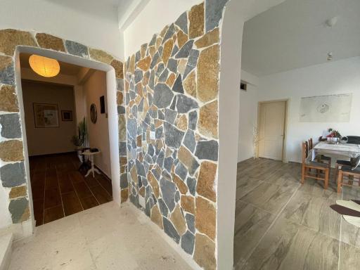 Villa Elena - Housity