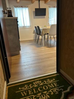 Larocca Tourist Home 6 Valbrenta - Housity