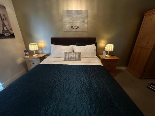 Lovely 1 Bedroom Apartment - Housity