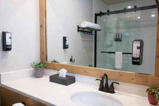 Inn At Mount Shasta - Housity