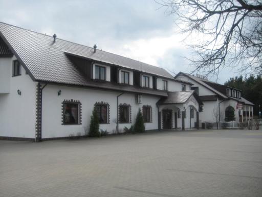 Zajazd Skalny - Housity