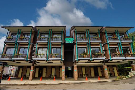 Ciwidey Valley Resort Hot Spring Waterpark - Housity