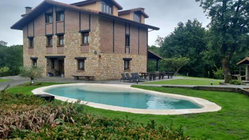 Casa Rural Eguzkilore - Housity