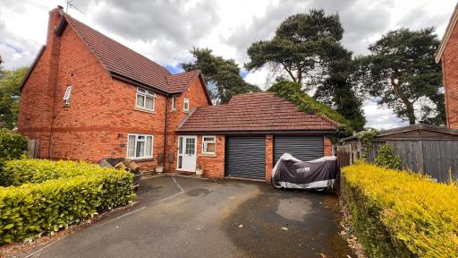 Richard's Home - Housity