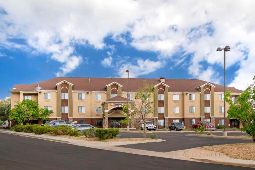 Comfort Suites Castle Rock - Denver South - Housity