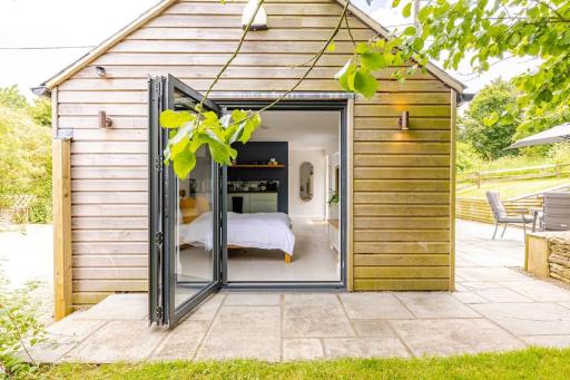 Cosy Cotswolds Retreat near Bath & Castle Combe - Housity