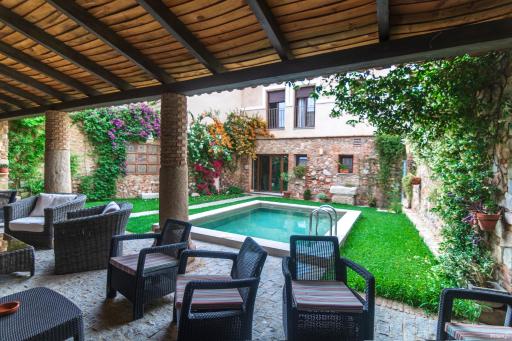 Hostal Aquaforum - Housity