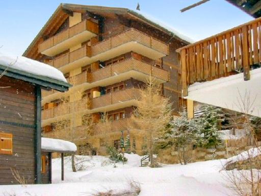 Cosy Apartment in Bellwald - 68 m² - Mountain View - Housity