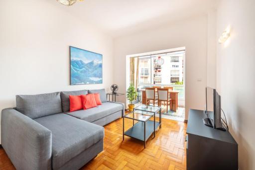 GuestReady - Peaceful 1 Bedroom Abode in Estoril - Housity