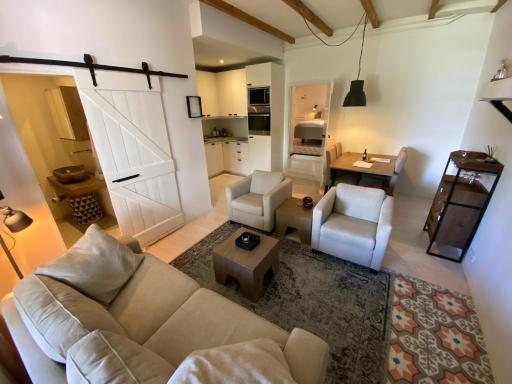 B&B appartement Rebel and Moon in het centrum van Alblasserdam - Housity