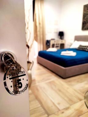 Al Teatro Suites - Housity