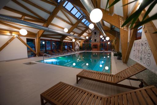 Resort Poiana Brazilor Csango Wellness - Housity