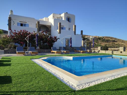 Pleiades Paros Family Apartments - Housity