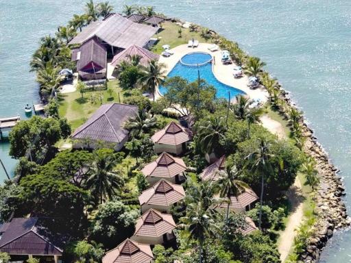 Coral Resort - Housity
