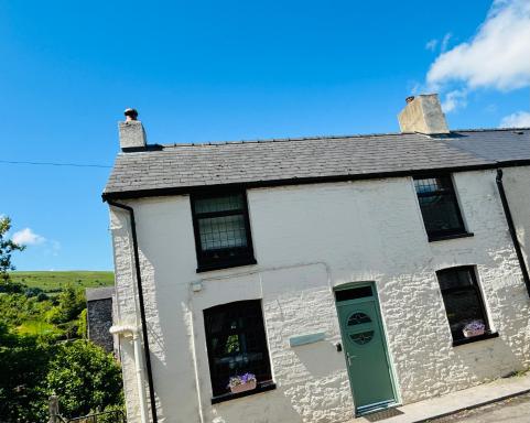 Glan-Yr-afon cottage two bedrooms - Housity