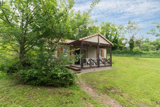 Camping Le Mont Libre - Cottage & espace nature - Gannat - Housity