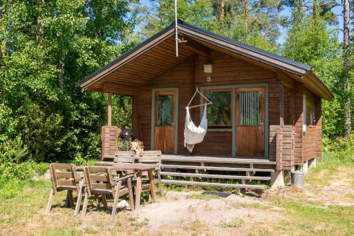 Pinetree Cottages Cabin with loft - Housity