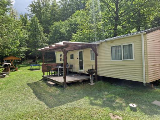 Ferienhaus direkt am See Mobilheim am Schönsee - Housity