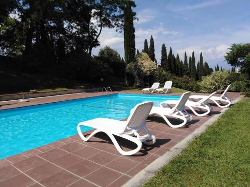 Al Mulino - immerso nel Golf Resort - Housity