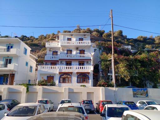 Kriti Studios - Housity