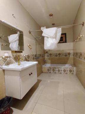 Signature Skardu Hotel - Housity