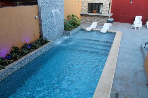 Apart de la Selva - Housity