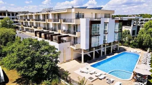 Royal Marina Beach - Housity