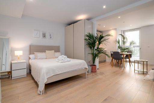 GuestReady - Modern Studio for 2 in Albion Court - Housity